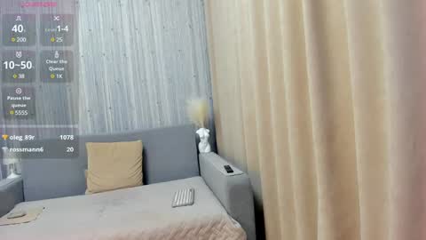 Snapshot of _smetanka_ chatting on February 27, 8:53 pm _smetanka_ online show from February 27, 8:53 pm