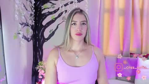    640  200   online show from December 5, 8:32 pm