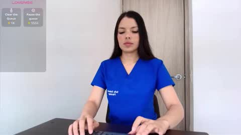 Snapshot of _sofiadeluxe_ chatting on October 2, 1:16 pm SOFIA DELUXE online show from October 2, 1:16 pm