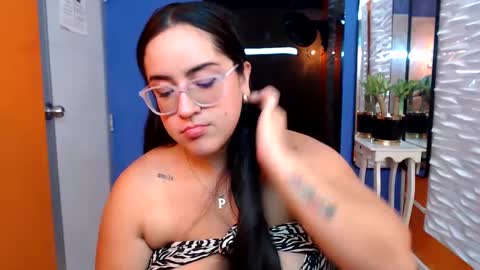 Snapshot of _sofiajones_ chatting on February 18, 1:55 pm SOFIA online show from February 18, 1:55 pm