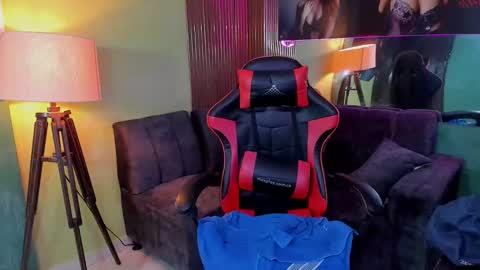 Snapshot of _sofiajones_ chatting on September 9, 2:50 pm SOFIA online show from September 9, 2:50 pm