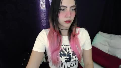 Sofia online show from May 7, 7:50 pm