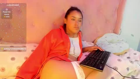 Sophie  online show from February 8, 11:29 pm