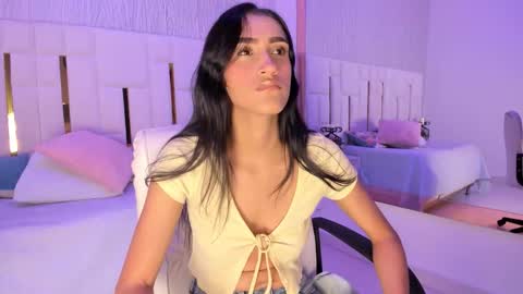 Rousse  online show from November 5, 7:08 pm