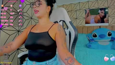 vane online show from March 2, 7:53 pm