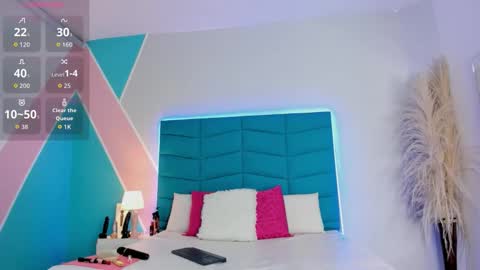 Victoria online show from February 17, 8:30 pm