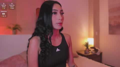 Victoria online show from May 14, 12:00 pm