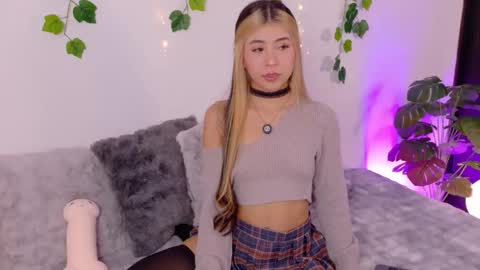 Allison online show from April 22, 4:15 pm