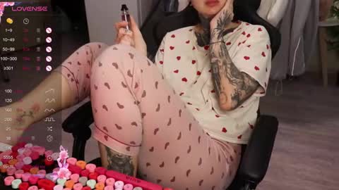 Alis online show from January 16, 12:45 pm