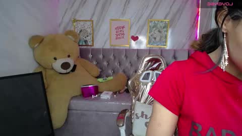 Snapshot of _wendy_b chatting on March 8, 7:51 pm  wendy  online show from March 8, 7:51 pm