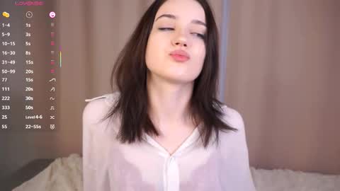 Anna online show from October 12, 4:59 am