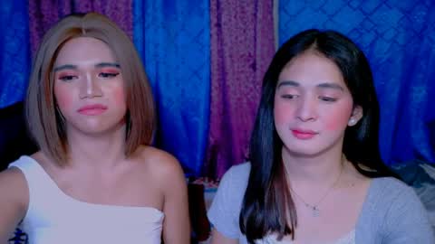 _xxlilly online show from May 3, 5:38 pm