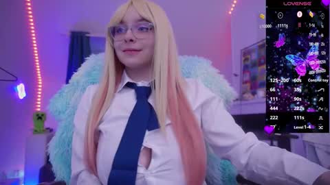 Polly online show from January 8, 3:38 pm