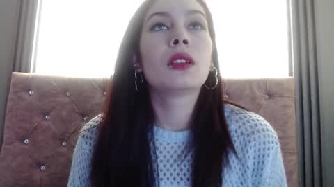 Yuyi online show from October 27, 12:33 pm