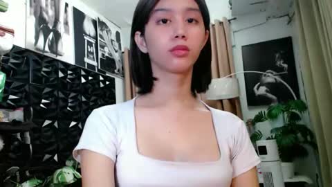 Lovely Yana  online show from June 10, 12:15 pm