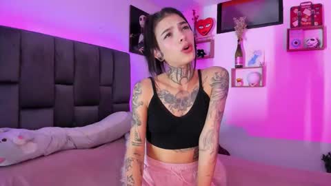 Luni  online show from March 19, 2:49 am