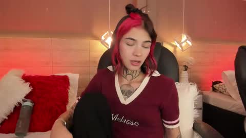 Luni  online show from January 31, 7:11 pm