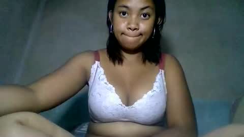 aariciah online show from February 19, 11:32 am