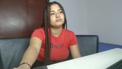 abbie777 online show from November 7, 10:14 pm