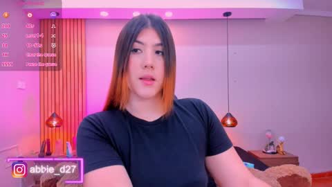 Abbie Edmond  online show from December 20, 4:05 am