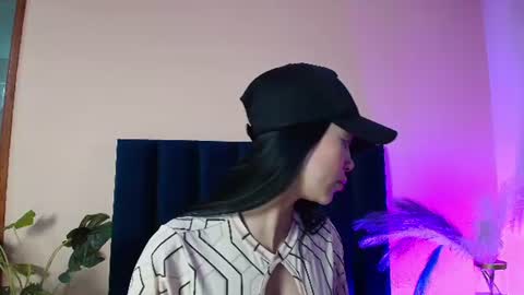 Abbie Joness online show from June 20, 11:58 am