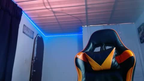 abbiprada online show from September 30, 7:19 pm