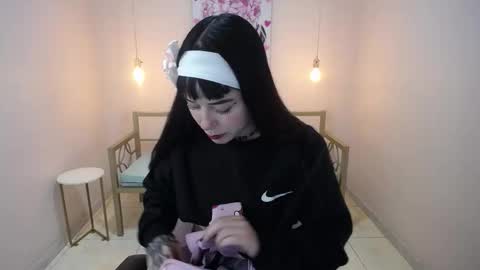  Abby  online show from January 12, 1:16 pm