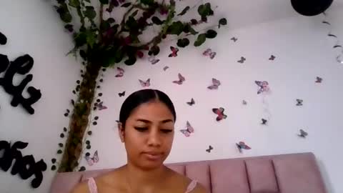 abby_moss_2 online show from August 3, 12:22 pm