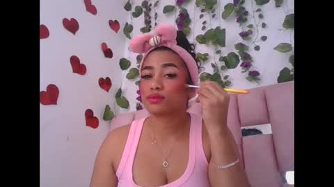 abby_moss_2 online show from April 29, 3:37 pm