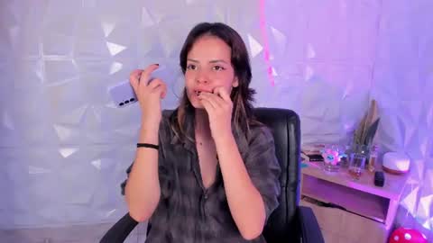 Abby Saenz online show from July 4, 12:50 am