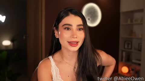 abie_owen online show from April 30, 12:05 am