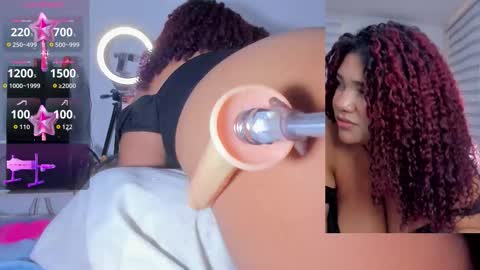 Snapshot of abigail__girl_ chatting on October 19, 7:27 pm Abigail online show from October 19, 7:27 pm