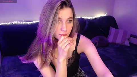 Abigail online show from March 11, 6:43 pm