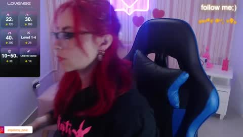 abril_ch_ online show from March 8, 10:52 am