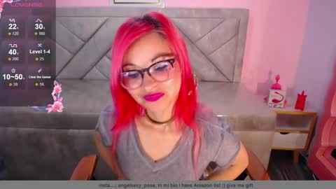 abril_ch_ online show from January 13, 11:58 am