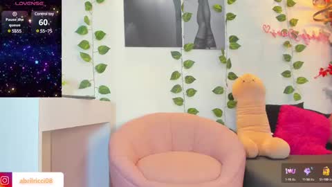 Snapshot of abril_ricci chatting on February 11, 4:22 am Abril online show from February 11, 4:22 am