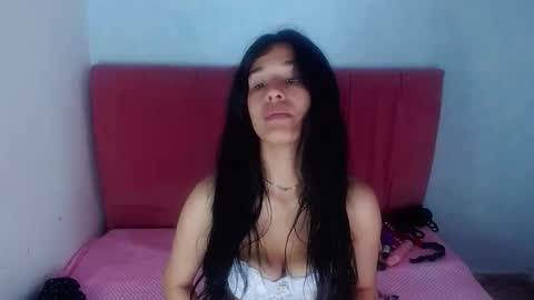 abril_ruizbm101 online show from March 18, 12:37 am