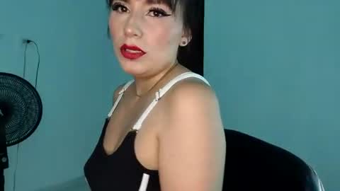 abyy_thomson online show from January 19, 7:15 am