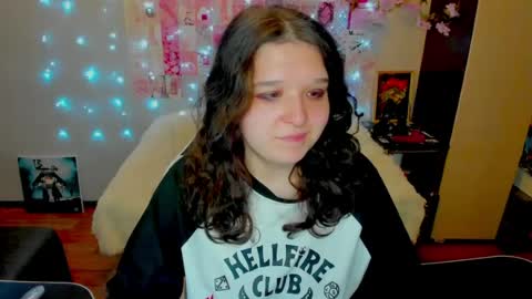 Kate online show from June 23, 12:30 am