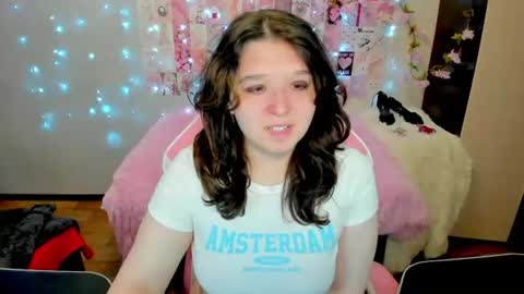 Kate online show from August 2, 11:30 pm