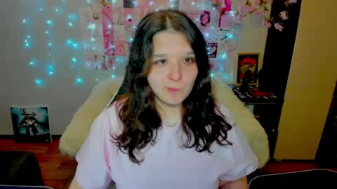 Kate online show from July 2, 3:34 am