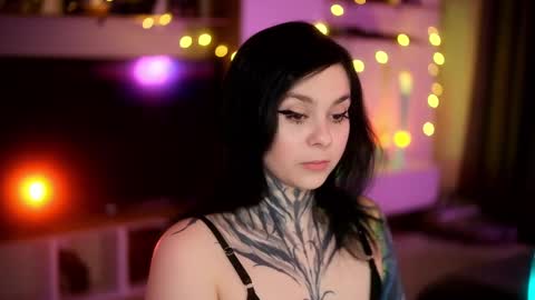 acid_pie online show from February 18, 3:42 am