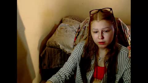 adagretta online show from December 8, 9:35 am