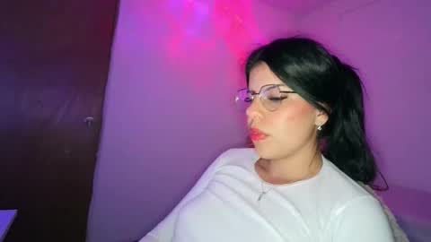 Adara online show from March 18, 2:05 am