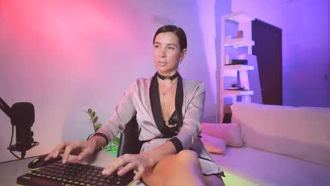 ADDICTION online show from January 18, 5:41 am