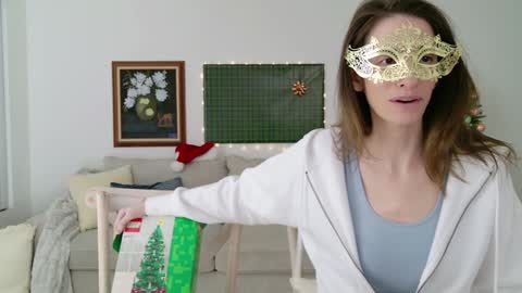 Addison Rose  I am currently away for the holiday weekend. Streams start again on 1242024. Enjoy the holiday online show from December 20, 3:03 am