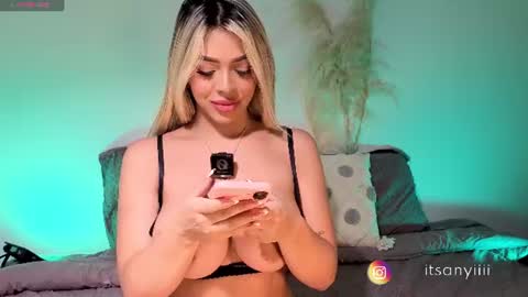 A D D I S O N  online show from July 25, 1:34 am