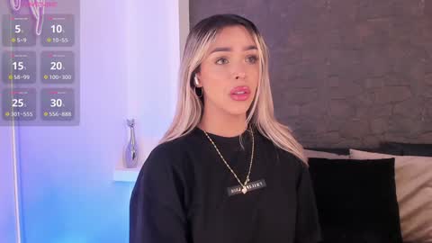 A D D I S O N  online show from January 29, 8:14 pm