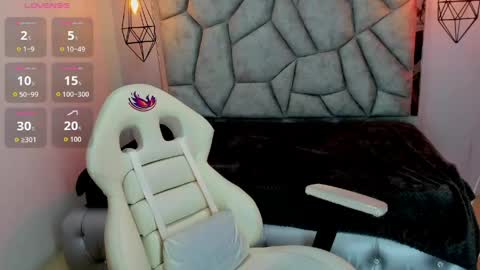 addy__02 online show from April 30, 6:57 pm