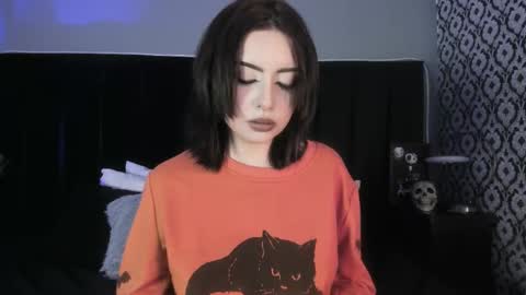 Ade  online show from March 7, 9:22 pm